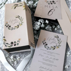 Caixa para Mini Vinho ou Mini Champanhe + Papelaria de Casamento